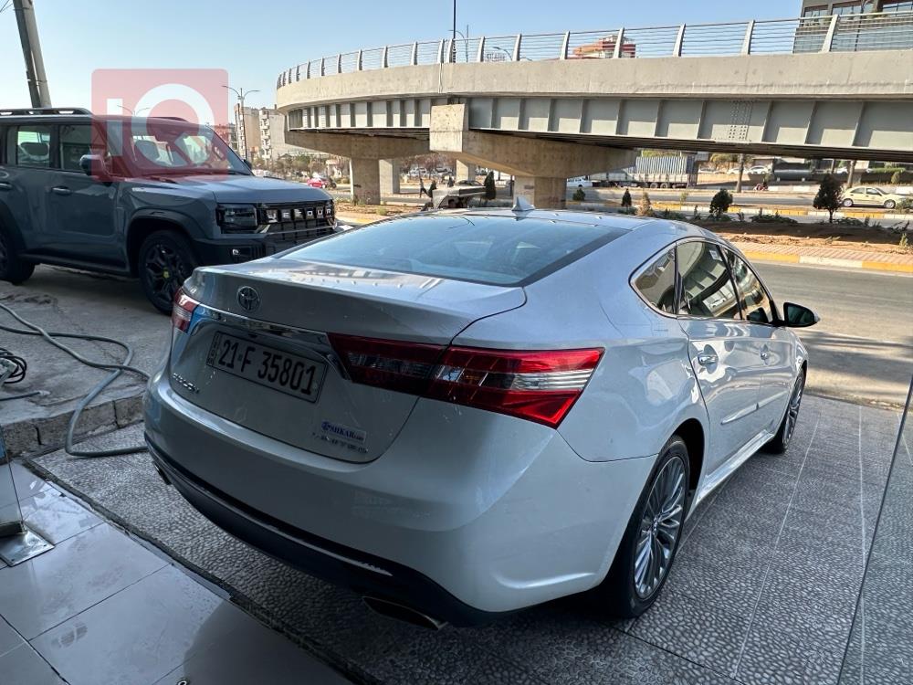 Toyota Avalon